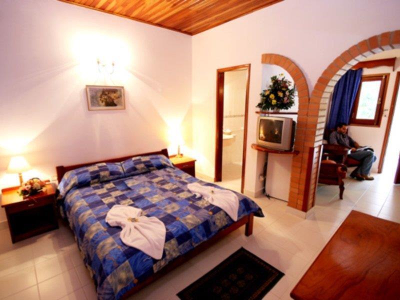Hotel Portal Del Sol Asunción Eksteriør billede